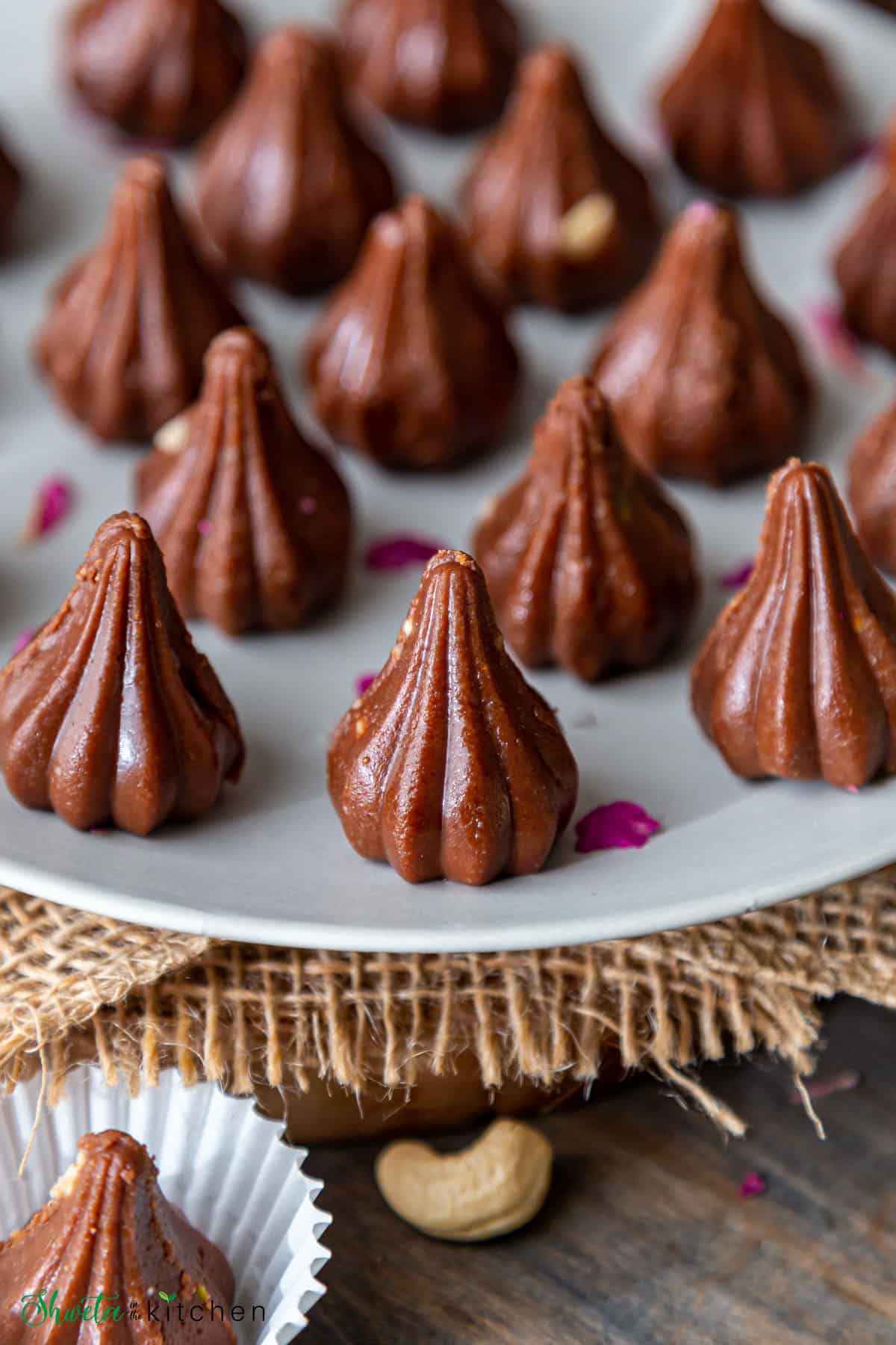 Close up of Instant Chocolate Modak placed on a gray plate